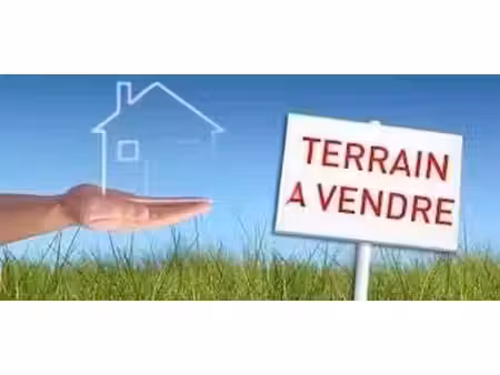 terrain constructible de 8 60 ares – cadre résidentiel au calme
