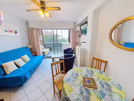 à vendre : appartement t1 à six fours les lones aperçu mer