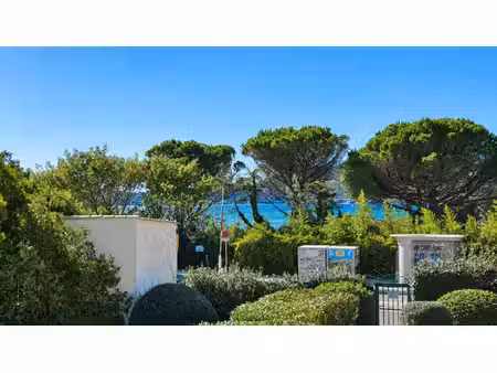 vue mer appartement de 2 pieces a vendre proche plage