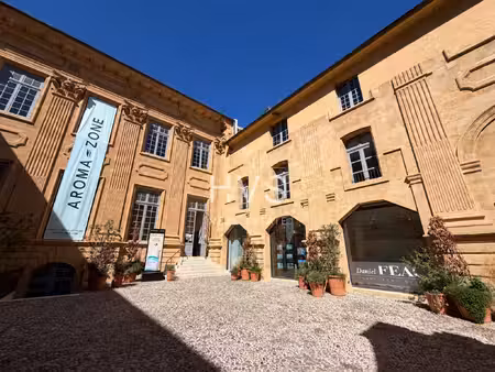 location local professionnel 87m² aix en provence 13100
