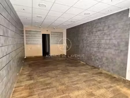 location local commercial 60m² la seyne sur mer 83500