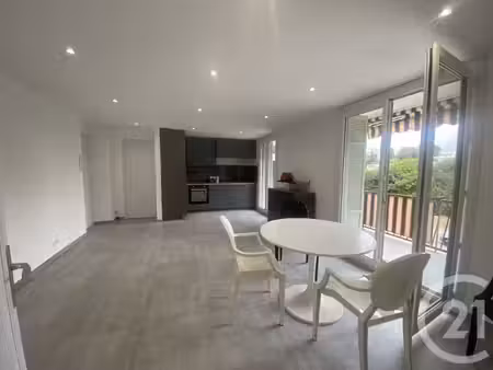 location appartement 3 pièces 69m² nice 06100