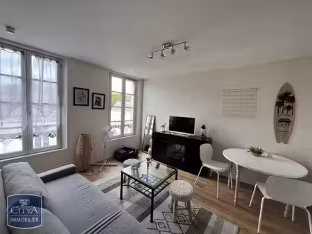 location appartement 2 pièces 28m² la rochelle 17000