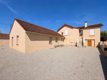 demigny ? maison familiale avec espace indépendant  atelier de 40 m² et garage