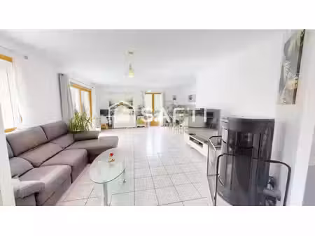 maison individuelle plain-pied 142 m²  piscine  terrain 951 m²  nivolas-vermelle