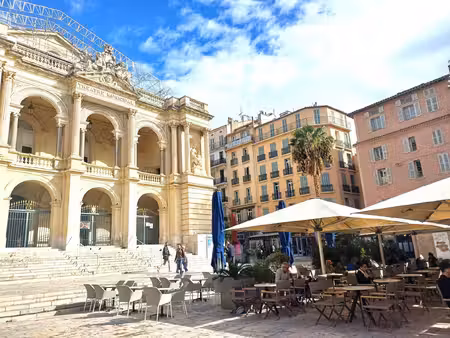 t2 toulon opera centre au coeur d une rue pietonne