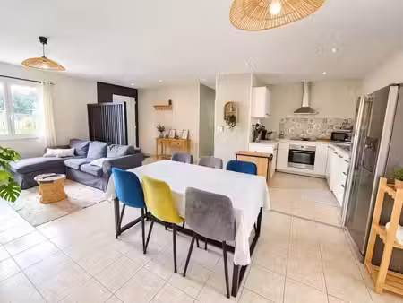 vente maison 5 pièces 106.18 m² à saint-sauveur (33250)  229 000 €
