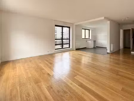 duplex de luxe à louer dans le quartier saint lambert
