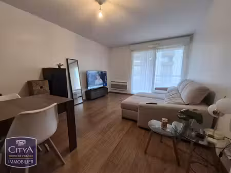 lens centre-ville  à louer joli t3 avec balcon