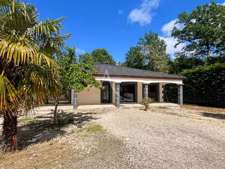 à vendre ? maison récente de plain-pied dans un environnement calme et verdoyant