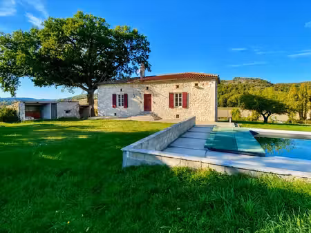 découvrez cette magnifique maison de campagne