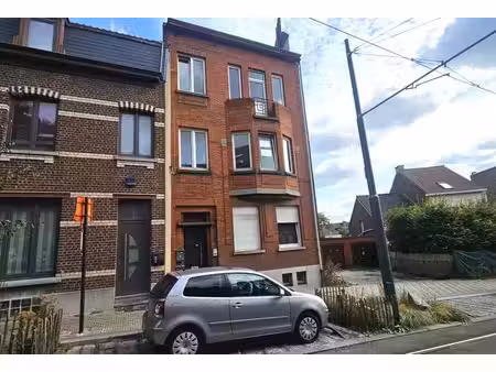 immeuble de rapport – 3 unités – jardin privatif de ±300 m²