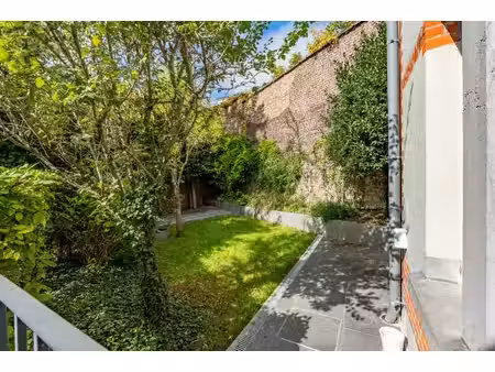 châtelain – magnifique maison arrière avec jardin privatif