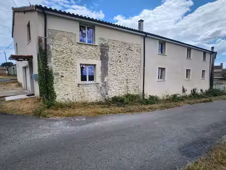 immeuble de rapport - 3 logements - proche pugnac