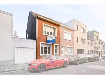 rijwoning in centrum sint-niklaas – ideaal investeringspand