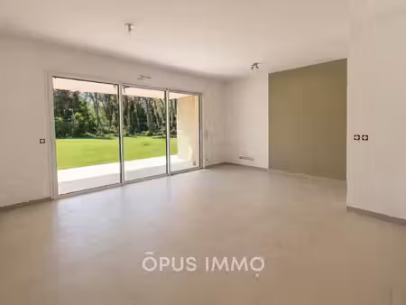 t3 de 68 m² avec terrasse et jardin – prestations haut de gamme