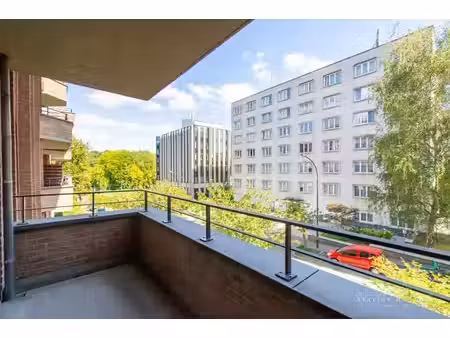 appartement meublé - 1 chambre + terrasse (parc de woluwe)