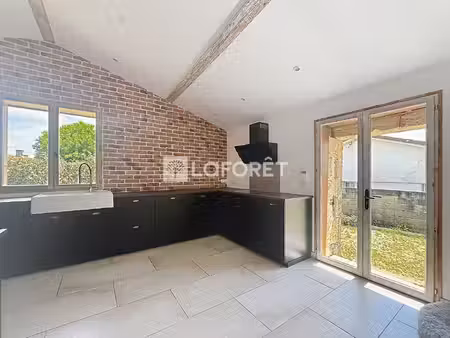 maison en pierre rénovée 100 m² de pièces  jardin clos  plateau de 28 m² à aménager