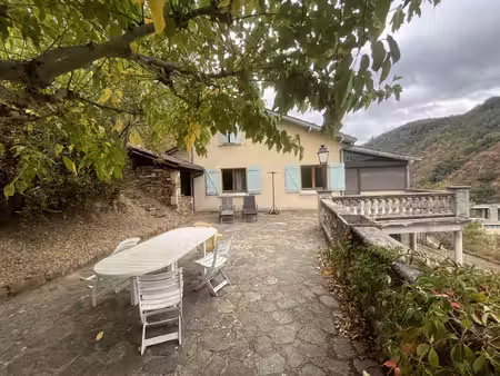 maison sur terrain de 4334 m2 avec vue sur le tarn.