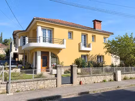 maison centre-ville 150m2 avec revenu locatif immédiat !