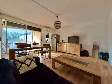 appartement - 2 pièces - 43 m² - bagnols-sur-cèze