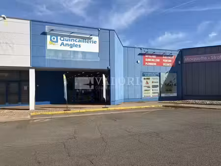 local commercial à louer