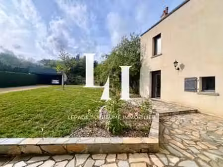 vente maison à belgeard (53440) : à vendre / 154m² belgeard