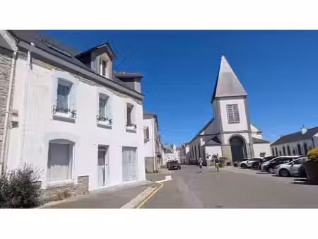à vendre – étel – immeuble avec potentiel commercial et résidentiel