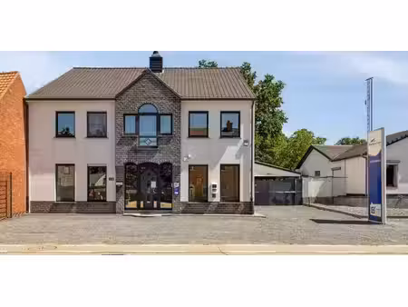 bien commercial à vendre à paal pour € 595.000 avec 4 chambres à coucher
