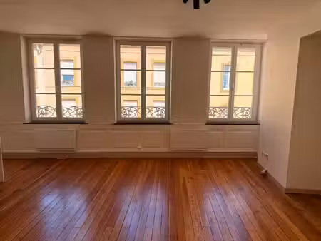 appartement f2 rénové - thionville centre