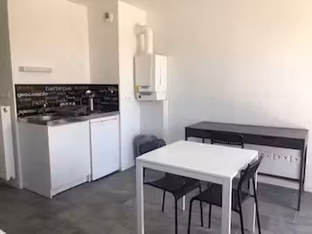 studio meublé dans residence sécurisée face fac citadelle