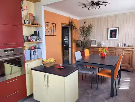 faverges. maison individuelle avec terrain de 1869m²