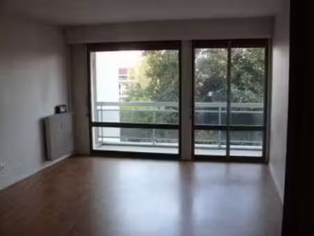 location appartement 3 pièces à amiens (80000) : à louer 3 pièces / 82m² amiens