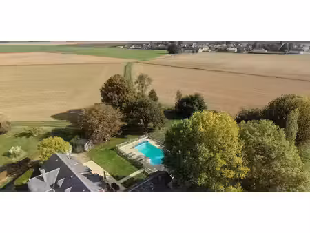maison avec piscine et jardin brou (28)