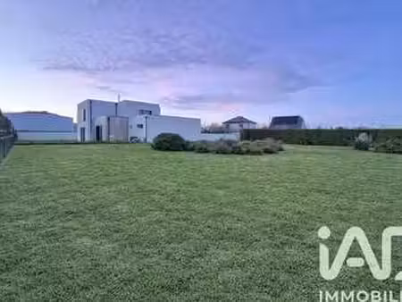 vente terrain à trégueux (22950) : à vendre / 697m² trégueux