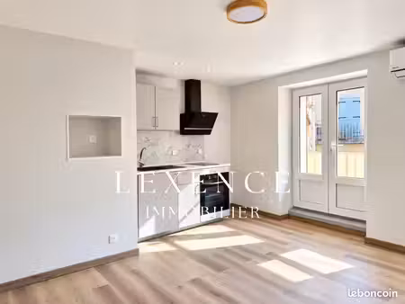 immeuble 33 m² mallemort