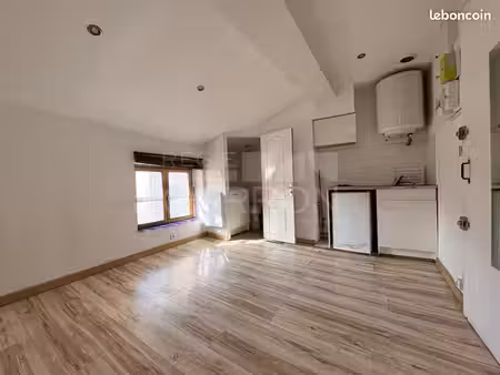 studio 1 pièce 12 m²