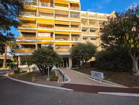 studio cannes bord de mer idéal étudiant