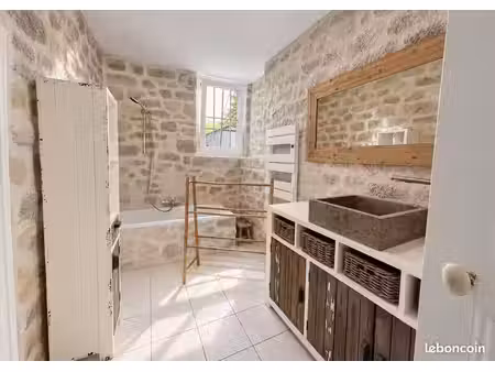 location t4 le refuge chaussin 110 67m²