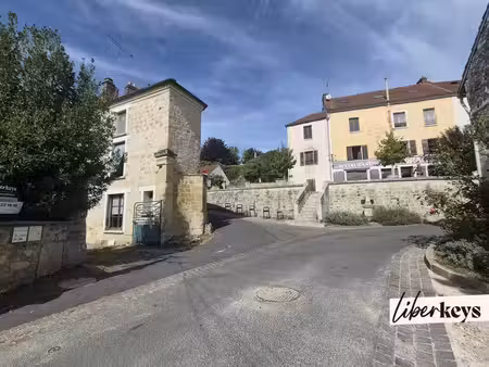 auvers-sur-oise – authentique longère de caractère dans le quartier du cadran
