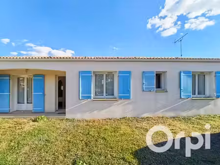 à louer – maison 3 chambres avec jardin et garage à chantonnay