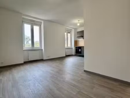 t1 de 25m2 entièrement rénové