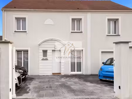 angervilliers maison familiale de 145 m2 avec 4 chambres  su