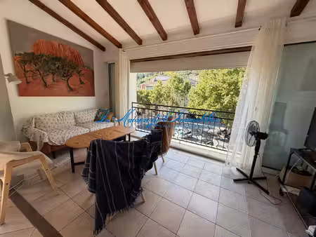anduze  dans immeuble de caractère entièrement rénové  appar