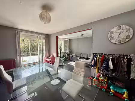 appartement f5 avec balcon