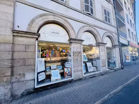 local professionnel de 70 56 m2 à vendre emplacement idéal