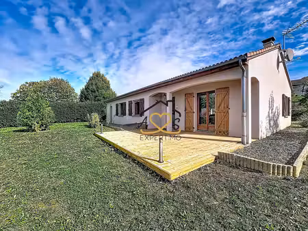 maison de plain pied - environnement calme et agréable - égliseneuve près billom 63160