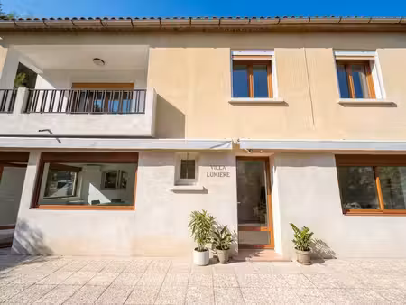 maison familiale 7 pièces 156 m² terrain de plus de 630 m² piscinable