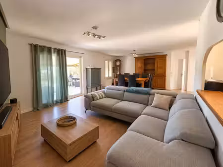 maison à vendre 5 pièces les mees (04)