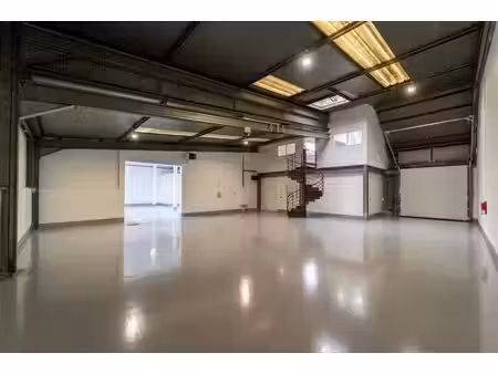 location local d’activités évry 91000 200m² à 217m²